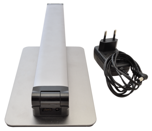 Metalowa lampa biurkowa LED z portem USB 100-240 V 50 Hz 10 W LALUSBM10W TRACON